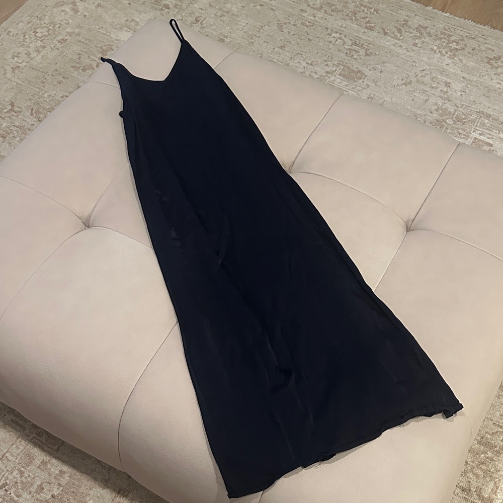 ❄️2 for $50❄️ ✨CLOSET CLEAR OUT SALE✨ Anthropologie Elegant Dark Blue Midi Dress